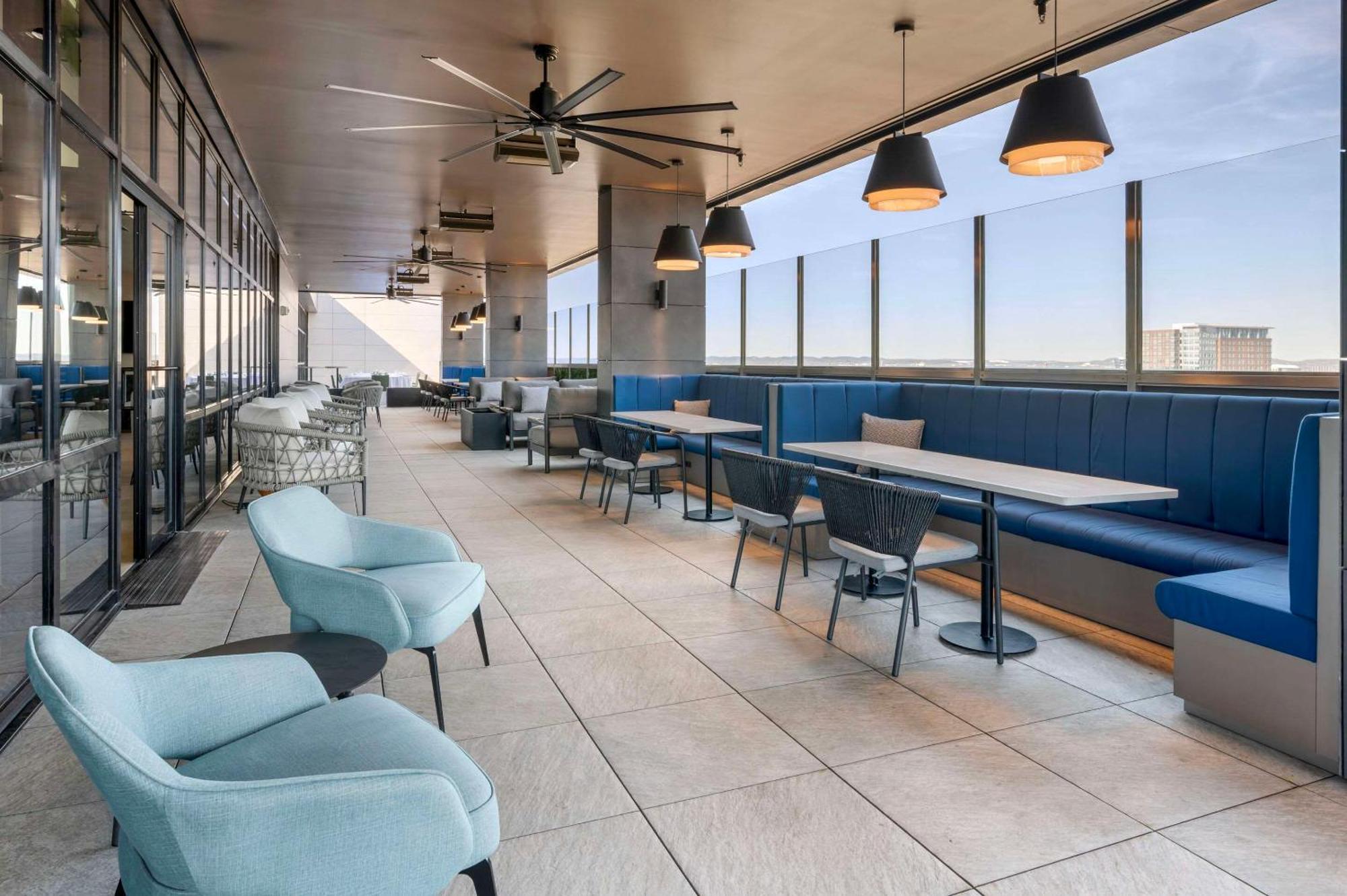 Cambria Hotel Nashville Midtown Exterior photo