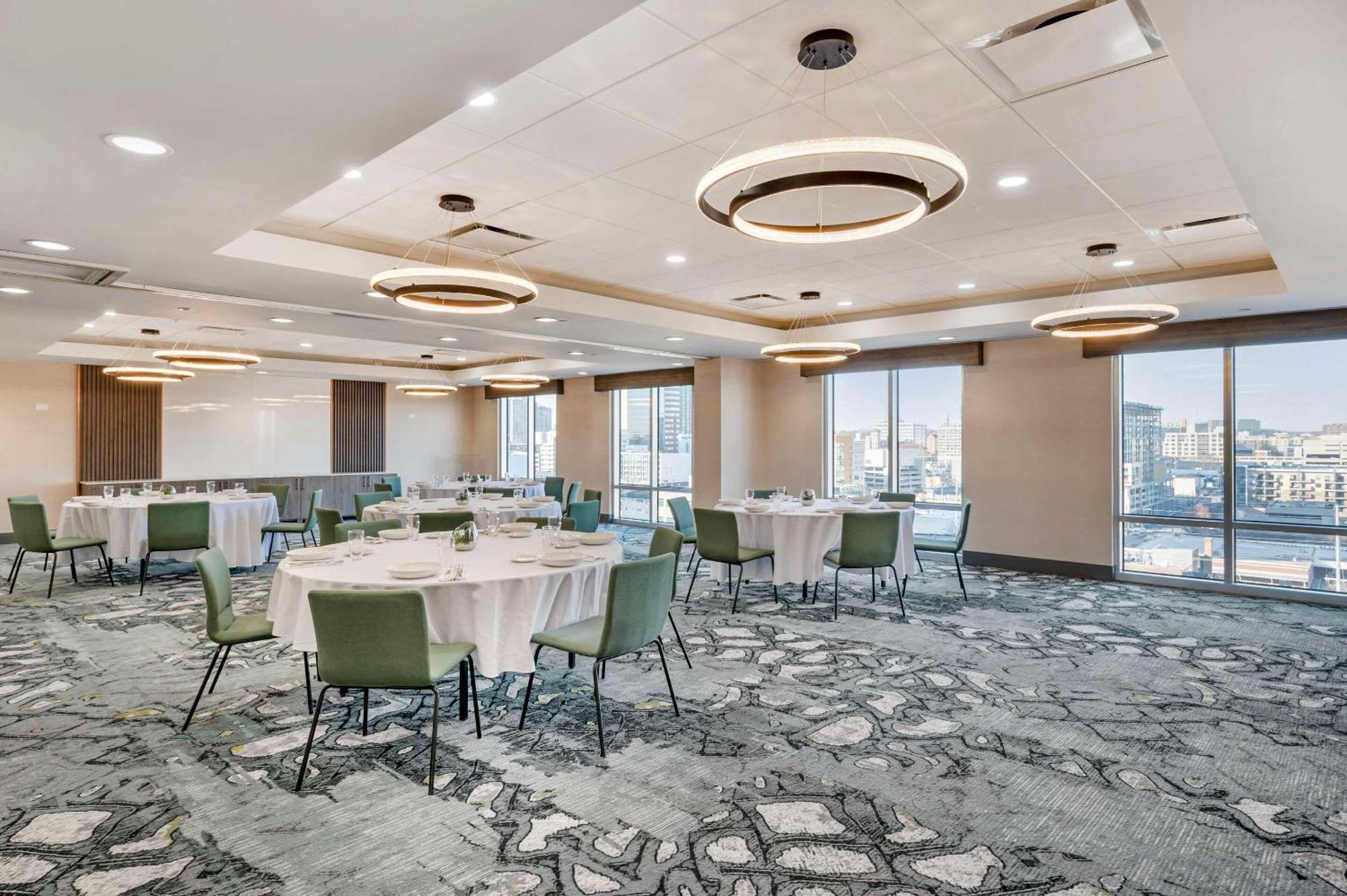 Cambria Hotel Nashville Midtown Exterior photo